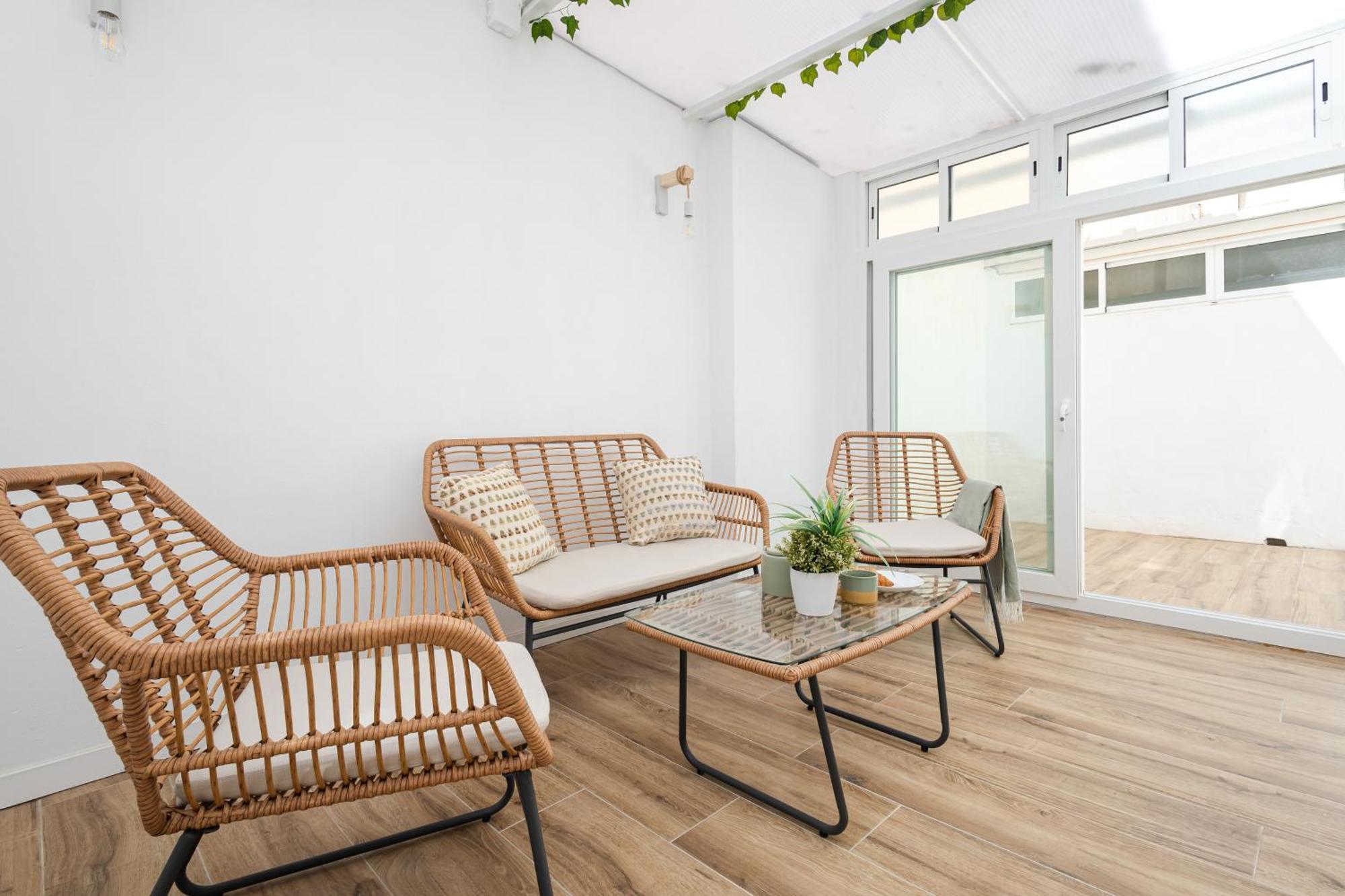 Nordik Apartments Urban - Centro "Reikiavik" Малага Экстерьер фото